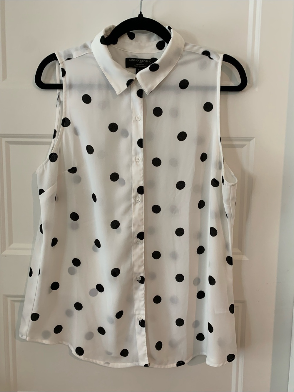 Banana Republic White/ Black Polka Dot Sleeveless chiffon Blouse